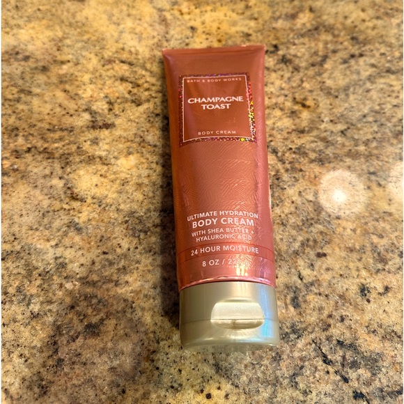 Bath & Body Works Champagne Toast Body Cream - Picture 4 of 4